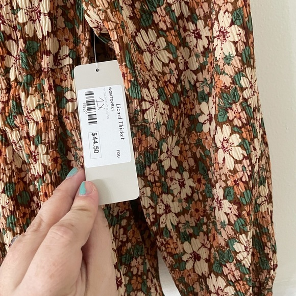 NWT Fourteen and Ninth Peplum Floral Blouse- 1X - Picture 3 of 6